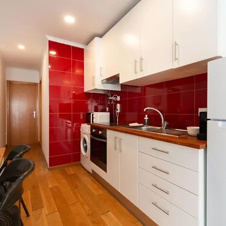 Apartament With A Cozy Private Terrace Specially At Night Lizbona