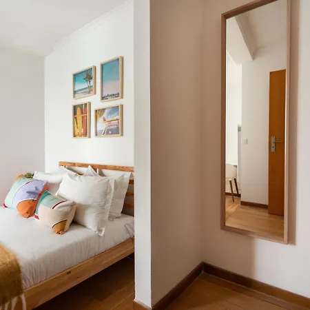 Apartament With A Cozy Private Terrace Specially At Night